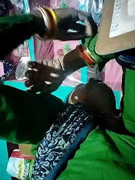 Pooja750 on StripChat