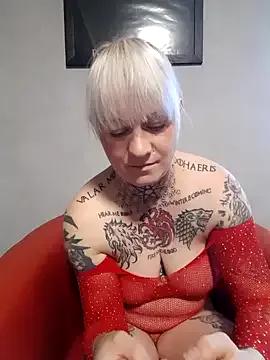 poussichienne on StripChat