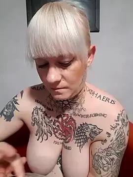 poussichienne on StripChat