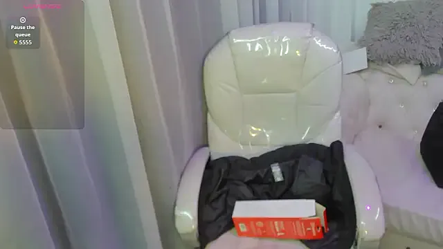 Pretty_Johnson_ — Freechat on StripChat