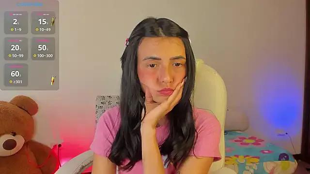 princessluna_19 on StripChat