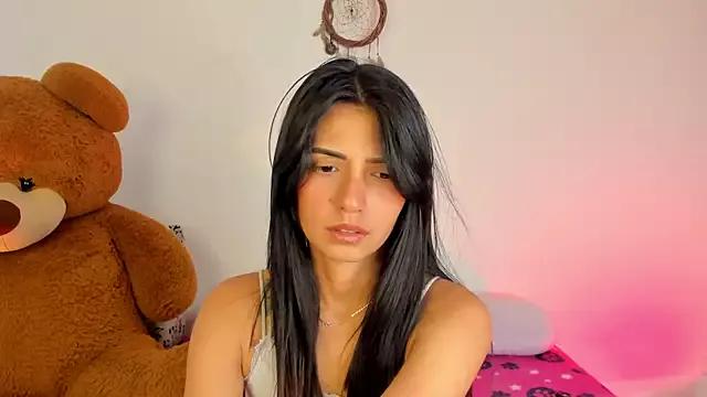 princessluna_19 on StripChat