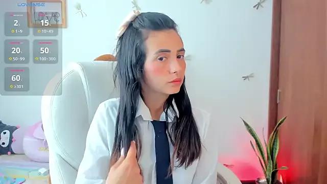 princessluna_19 on StripChat