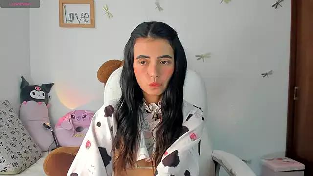 princessluna_19 on StripChat