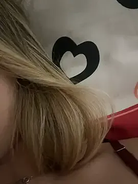 privsloirinha — Tirar toalha e ficar peladinha