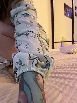 Freechat PumaShyXD on StripChat