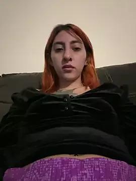 PurpleLinn on StripChat