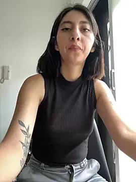 PurpleLinn on StripChat 