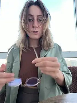 Puzdosia — Unbutton my shirt