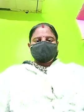 Quin_love143 on StripChat