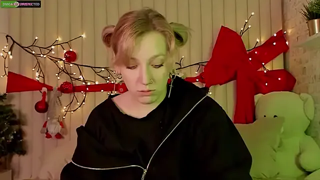 RachelCart on StripChat