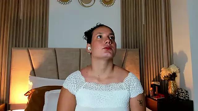 Rachell_Jamess on StripChat