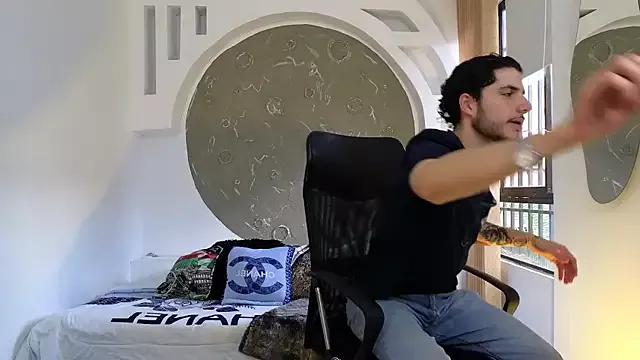 Amazing Rafael_Mendezz wants you to fuck his body now Rafael_Mendezz from StripChat