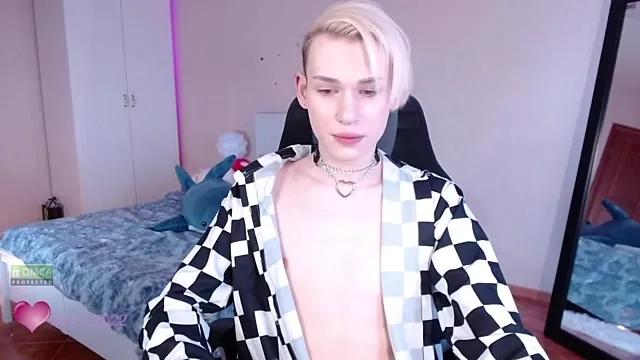 rainbow__salt on StripChat 