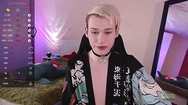 rainbow__salt on StripChat 