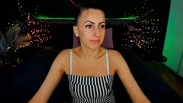 Freechat Rebecca_Diamond on StripChat