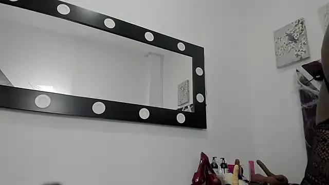 rihanna_abiodun on StripChat