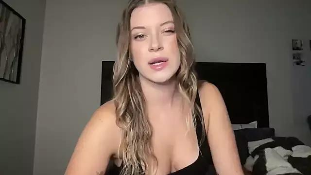 Join 23 years old rileydepp from StripChat rileydepp from StripChat