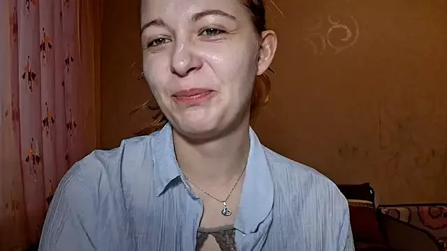 Freechat RomonaBustad on StripChat