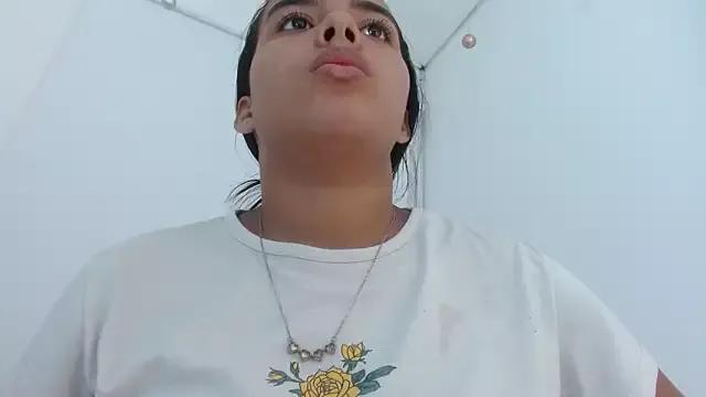 Freechat Roxy_Stonee on StripChat