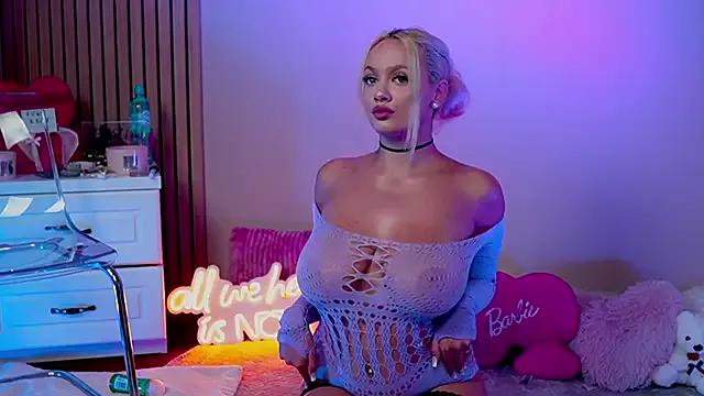 Freechat SabrinaJade on StripChat