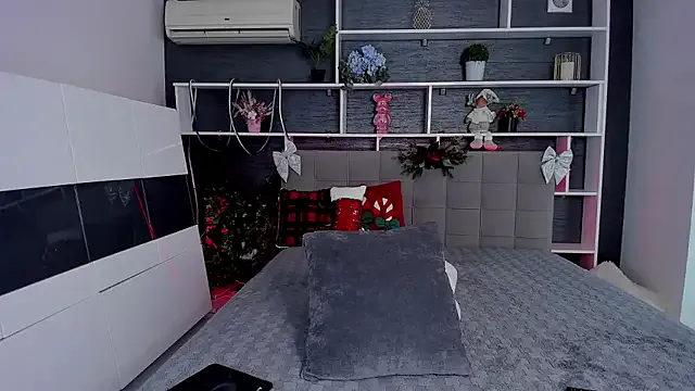 SabrinaSharm on StripChat