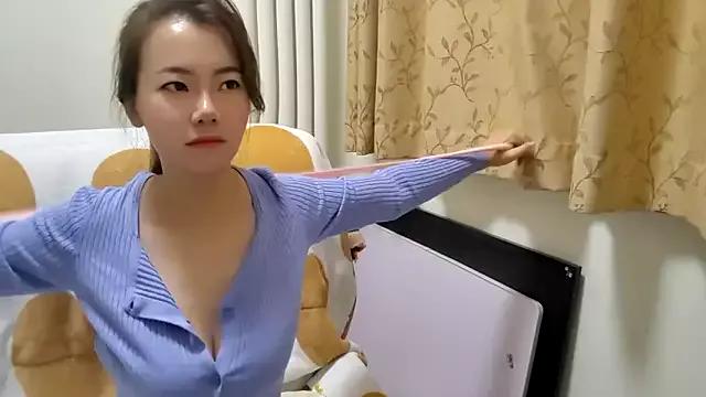 sallycui on StripChat 