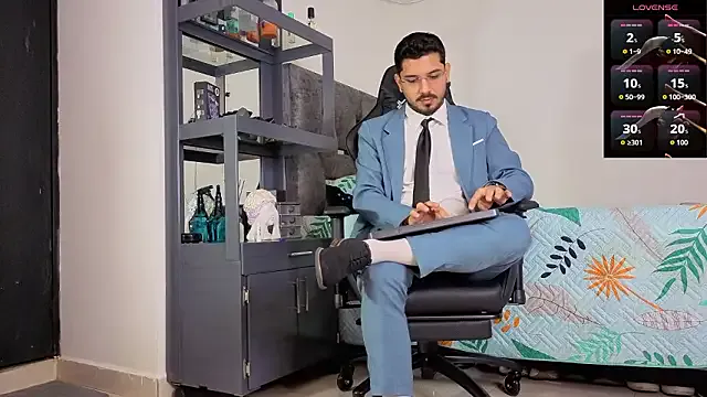 samuelcoopeer — get naked and cock hard 