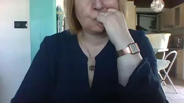 Sandcoq on StripChat