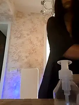 Freechat SandraSilver on StripChat