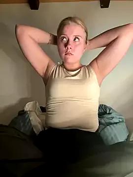 Sandraxoxox from StripChat