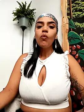 Freechat Sara-77 on StripChat