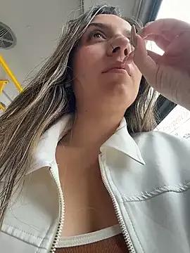 Cute sarah_honey__ from StripChat sarah_honey__ from StripChat