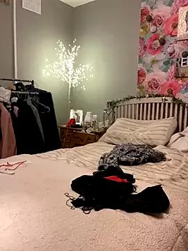 Amazing Sassylady wants you to fuck her body now Sassylady from StripChat