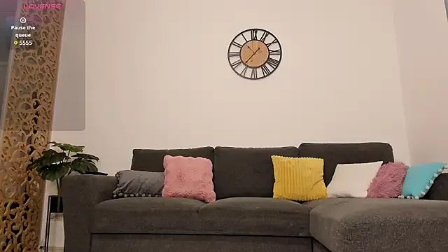 ScarletFlamee — nakedddd