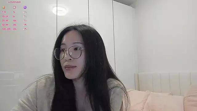 Masturbate to Secretgirlfriendxo, she wants to masturbate for you secretgirlfriendxo from StripChat