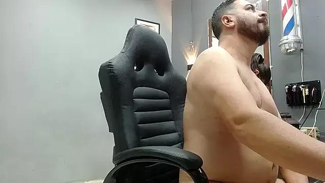 Freechat secrets_of_the_barber on StripChat