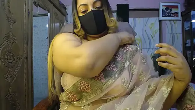Sehjadi_Kayrahh — Those boobies need cream massage 