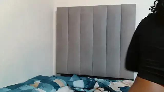 Sex_bomb30 from StripChat