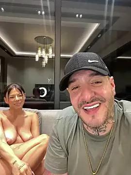 Freechat SexOnMyLvL on StripChat