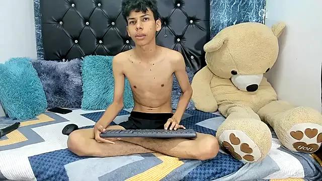 Freechat sexyboys_cutex18 on StripChat