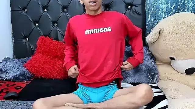 Freechat sexyboys_cutex18 on StripChat