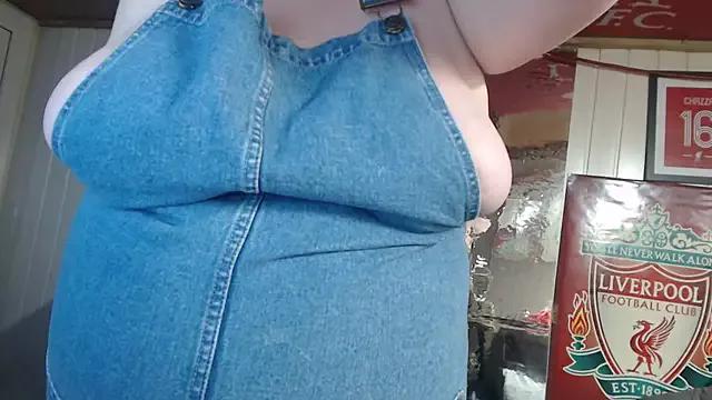 Freechat sexychazza16 on StripChat