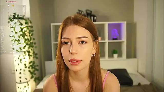 SexyEsma wants you to fuck her body now SexyEsma from StripChat