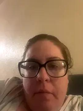 sexymommy1988 on StripChat