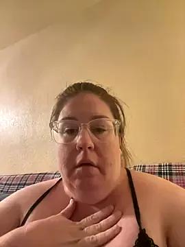 sexymommy1988 on StripChat