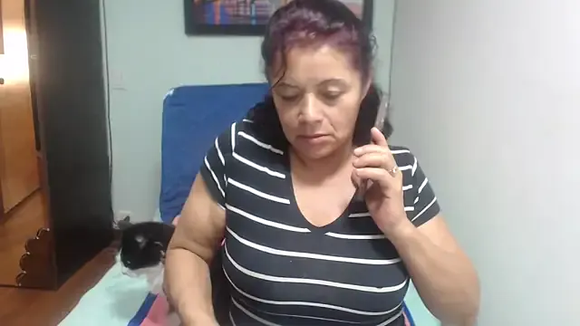 sexytitshot126 — masturbacion +squirt