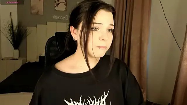 Freechat SHERI_BELTON on StripChat