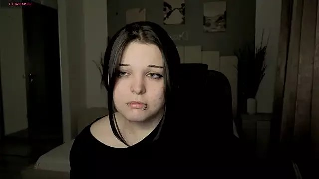 Freechat SHERI_BELTON on StripChat