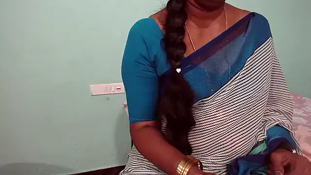 shrutitelugu69 — saree remove and blouse remove in public